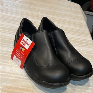NWT Mellow Walk Jamie B 4085 Slip On Safety Shoes size 10 women’s